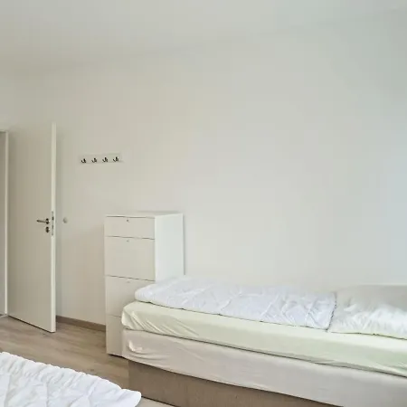 Spacious Holiday In With Skiing Nearby בית נופש *