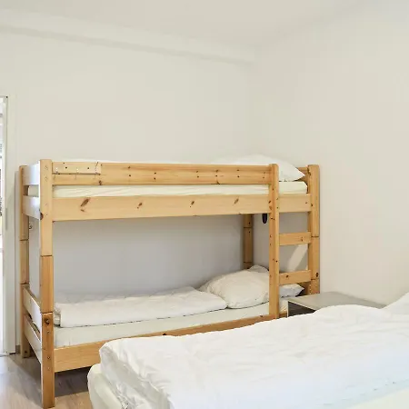 בית נופש Spacious Holiday In With Skiing Nearby *