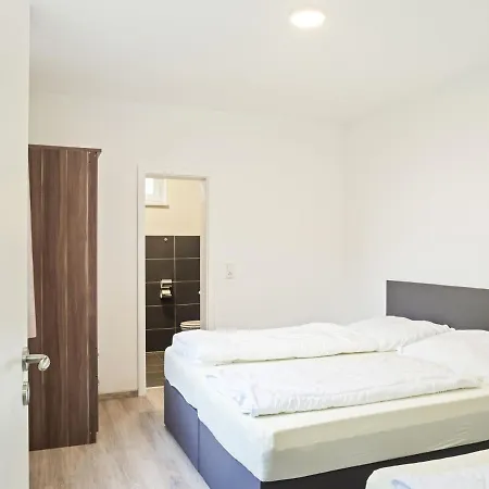 Spacious Holiday In With Skiing Nearby * ווינטרברג