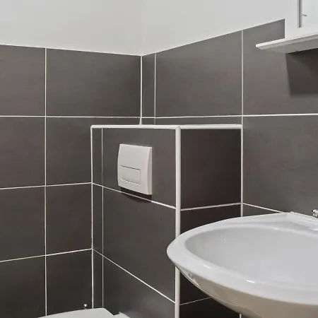 Spacious Holiday In With Skiing Nearby ווינטרברג